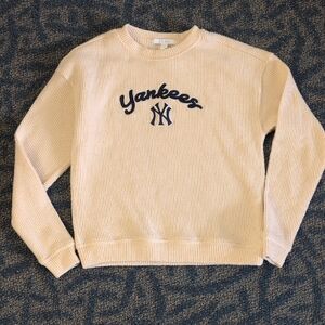Yankees Beige Sweater WEAR By Erin Andrews Size XS